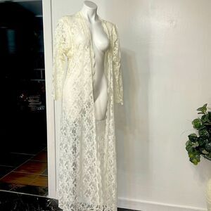 Olga vintage lace night gown robe
